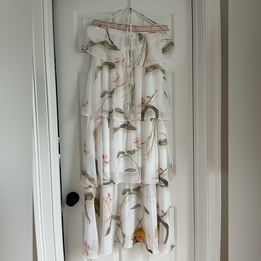 White House Black Market Maxi Dress with Spaghetti straps, new with tags on, 35!